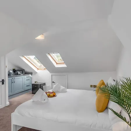 Holiday home 5-bed 3-bath Ideal For Large Groups *