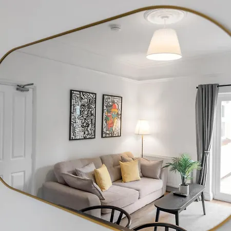 5-bed 3-bath Ideal For Large Groups