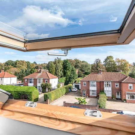 5-bed 3-bath Ideal For Large Groups Holiday home