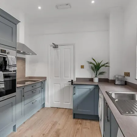 5-bed 3-bath Ideal For Large Groups Holiday home